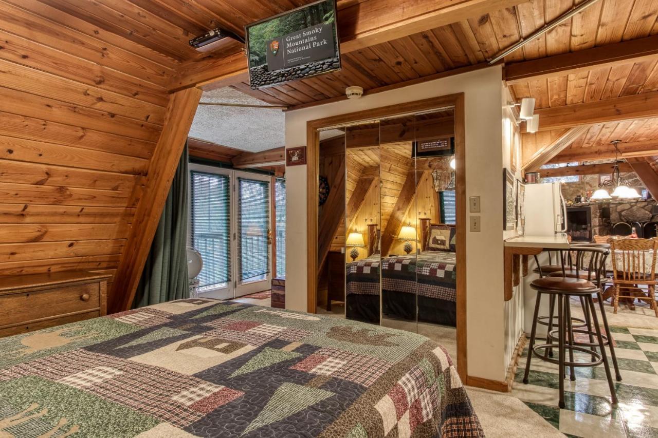 Mountain Springs Chalet Gatlinburg Zewnętrze zdjęcie