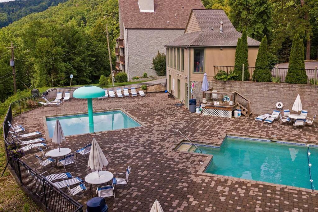 Mountain Springs Chalet Gatlinburg Zewnętrze zdjęcie